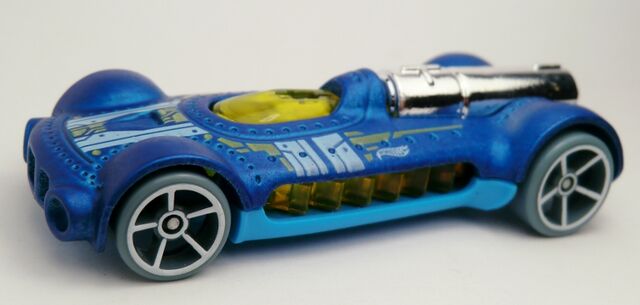 File:Retro-Active-2013 056 Future Fleet.jpg