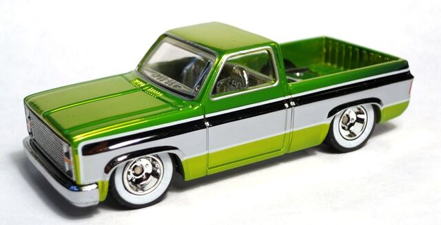 File:Rlc silverado sleepercivic.jpg