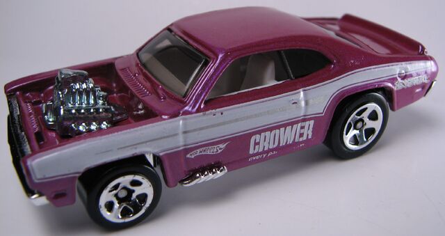 File:2011DusterThrusterKdayPurple.jpg