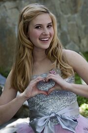 Caroline4