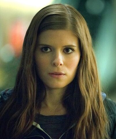 File:Zoe Barnes 2.jpg