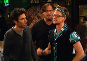 Photos-4x10-The-Fight-how-i-met-your-mother-2937780-2000-1385.jpg