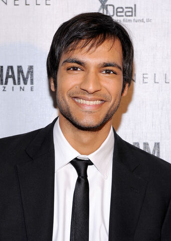 Archivo:Arjun-Gupta.jpg