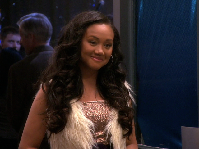 File:Kacey Fur.png