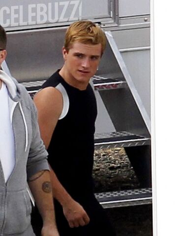Fichier:Hunger-games-catching-fire-josh-hutcherson-set.jpg