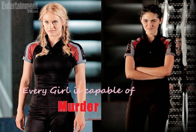 File:Hunger-games-glimmer 458.jpg