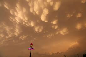 File:Mammatus.jpg