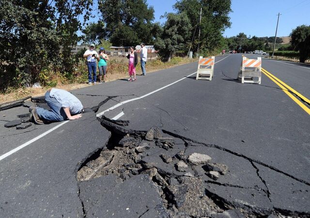 File:6-0-magnitude-earthquake-hits-san-francisco-bay-area.jpg