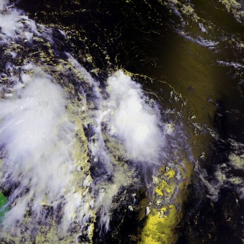 File:33W.2020.jpg