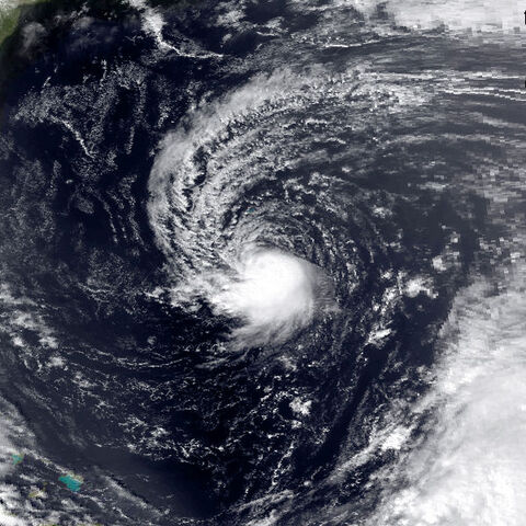 File:Lili oct 11 1990 1822Z.jpg