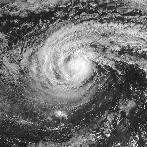 File:Hurricane Isis (2004).jpg