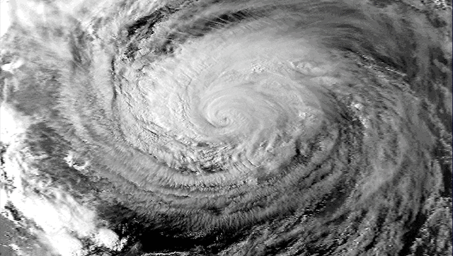 File:Typhoon Tip 13 oct 1979 2210Z.gif