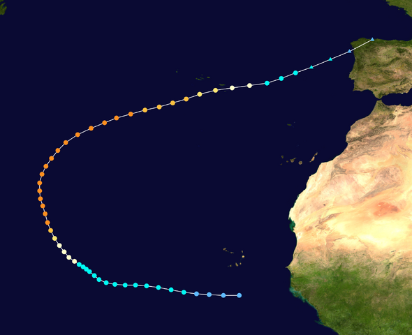 File:Claudette 2015 track.png