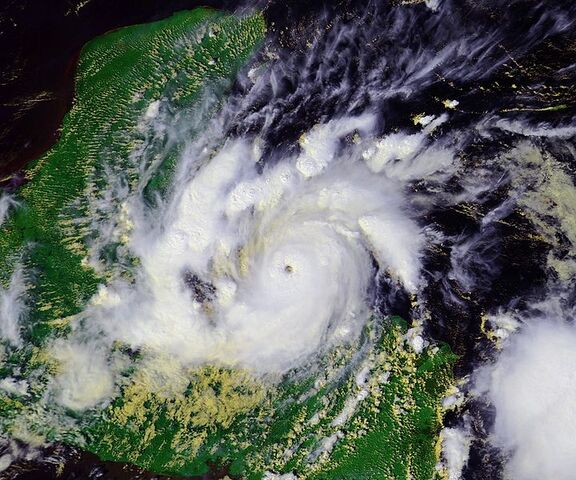 File:Hurricane Iris 08 oct 2001 1922Z.jpg
