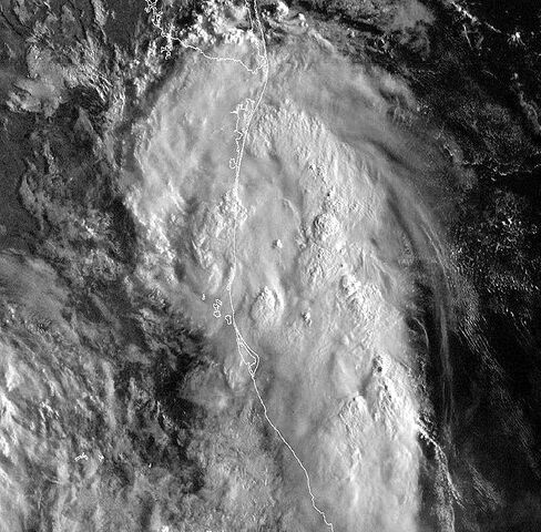 File:Tropical Depession Seven 06 sept 1999 1315Z.jpg