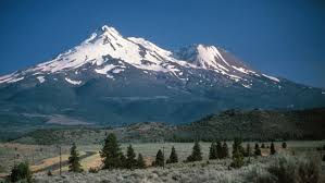 File:Mount Shasta.jpg