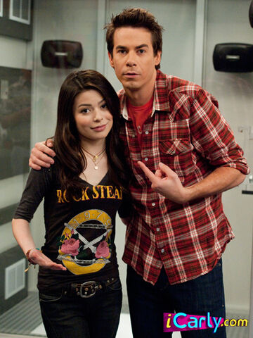 File:Sparlyfriendship.jpg