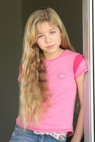 File:Jennette pic.jpg