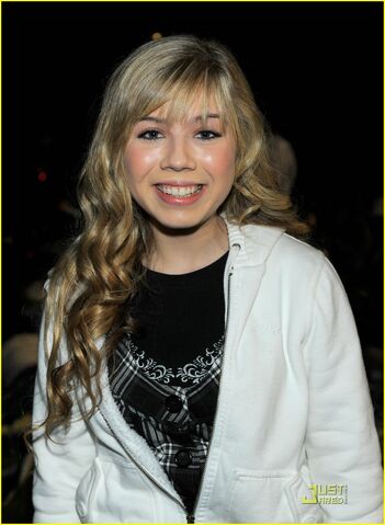 File:Jennette-mccurdy-abducts-rescue-02.jpg