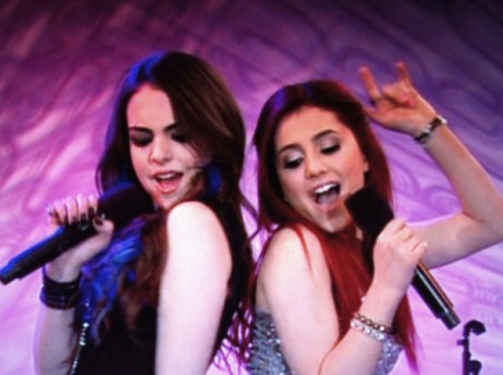 File:461px-Singing.jpg