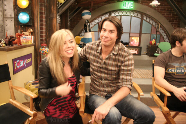 File:ICarly Set Visit 11.jpg