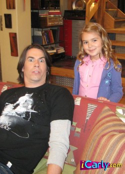 File:Mysterious Little Girl.jpg