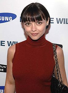 File:220px-Christina Ricci.jpg