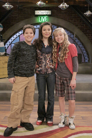 File:ICarly-tv-33.jpg