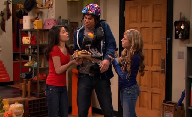 File:Spencer roller blade-iPT.jpg