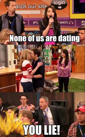 File:400px-Tumblr lmlwqwGZLy1qesmejo1 500.jpg