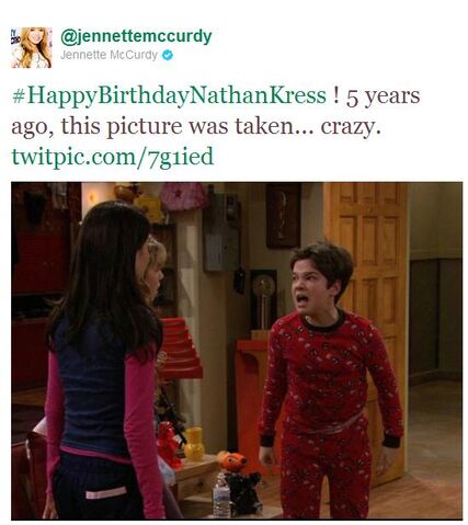 File:Jmnk2011bdaytweet.jpg