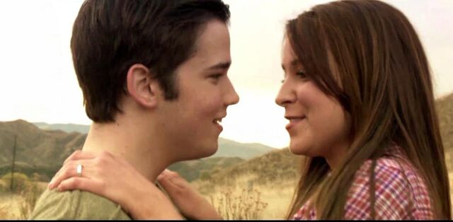 File:Nathan-Kress-Madisen-Hill-nathan-kress-and-madisen-hill-25663978-1035-507.jpg