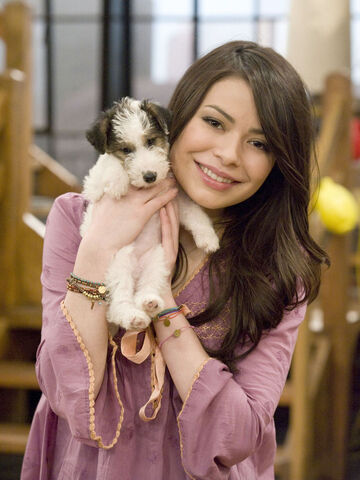 File:CarlyMay.jpg