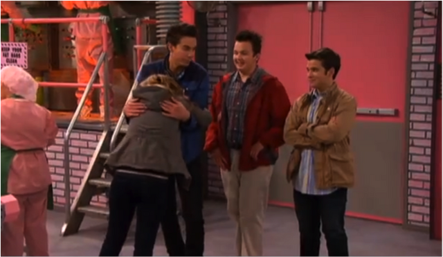 File:Spam-hug.png