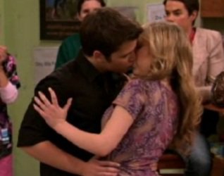 File:Super kiss.jpg