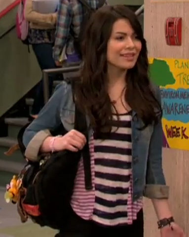 File:Carly iLove You.png