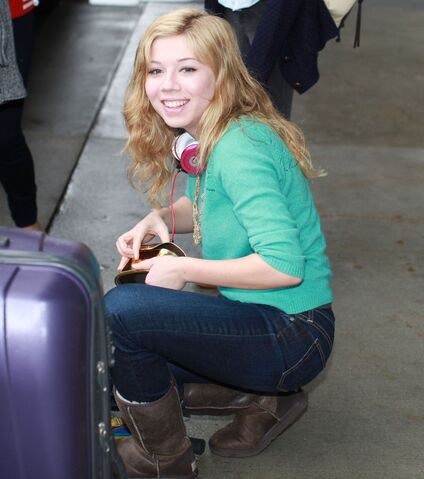 File:Nettie4.jpg