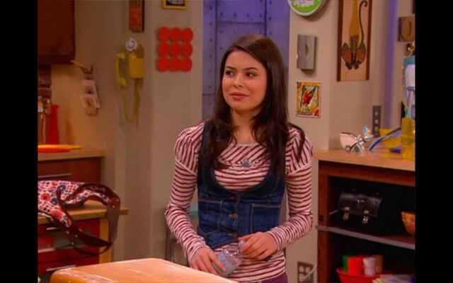 File:Carly11.jpg