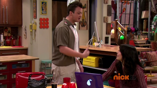 File:Ipearstorecaps-0045.png
