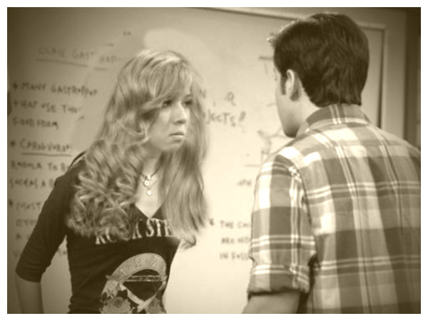 File:Seddie in iOMG manip.jpg