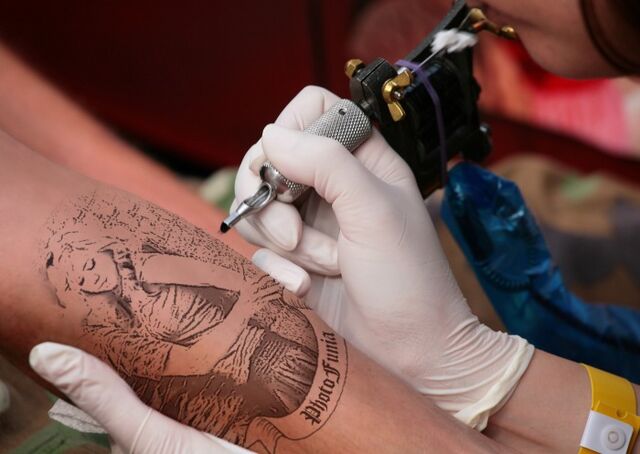 File:Seddie Romance Tattooed.jpg