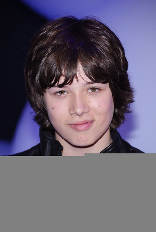 File:Leo howard1.png