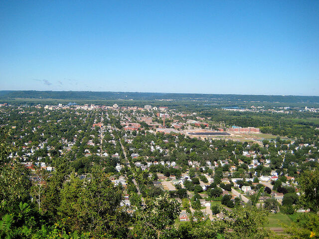 File:La Crosse, Wisconsin.jpg