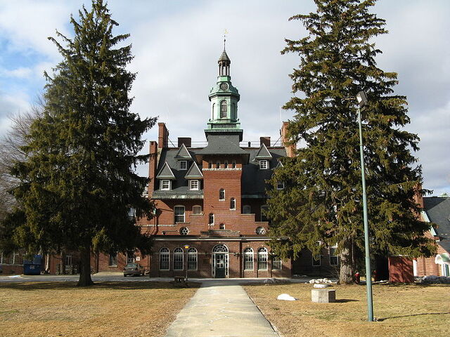 File:Tewksbury, Massachusetts.jpg
