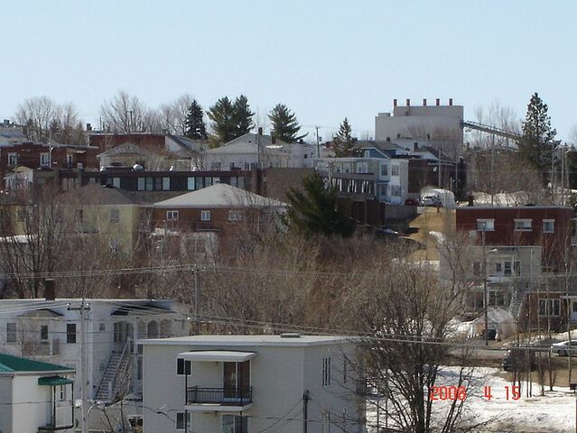 File:Asbestos, Quebec.jpg