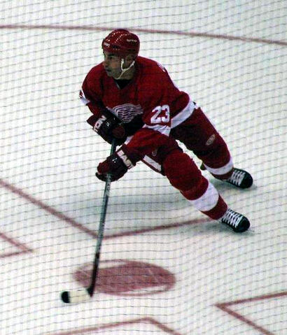 File:Mathieu Schneider 2006.jpg
