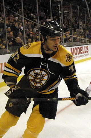 File:Peter Schaefer Bruins.jpg
