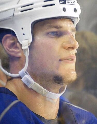 File:KevinBieksa2009a.jpg