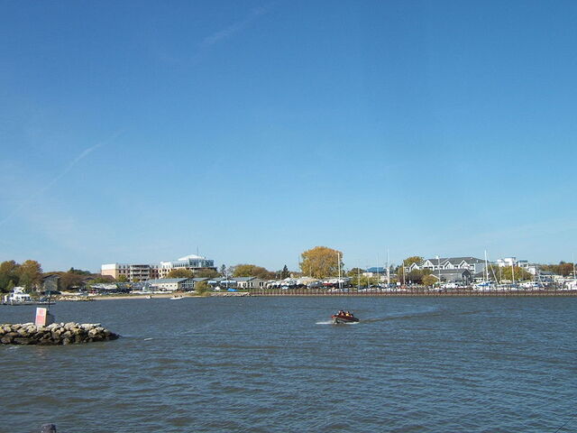 File:Gimli, Manitoba.jpg