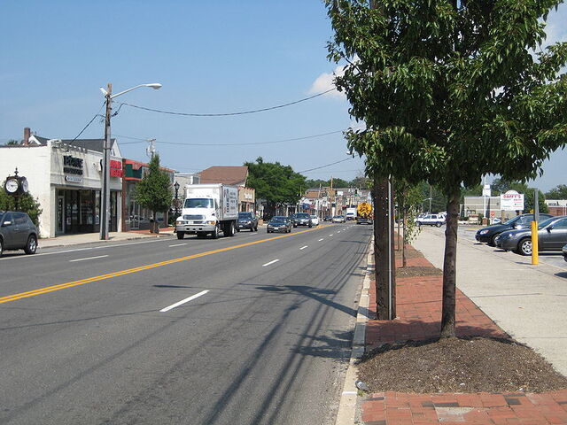 File:Smithtown, New York.jpg